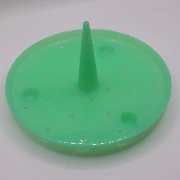 Vintage Tupperware Jadeite Green Crisper Insert - Picture 1 of 4